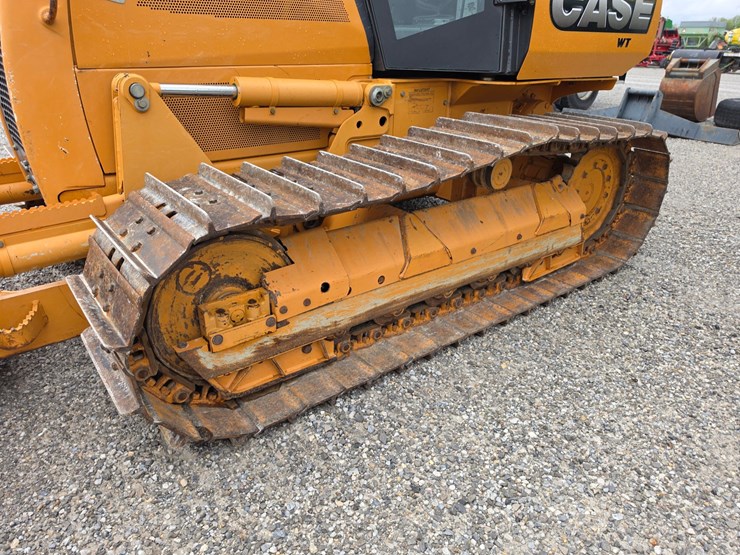 2015-case-650l-wt-image-7
