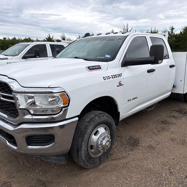 2022 DODGE 3500