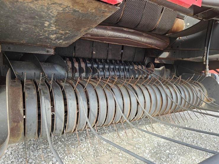 2015-massey-ferguson-2946-image-4