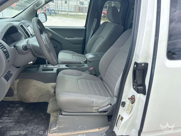 2018-nissan-frontier-image-13