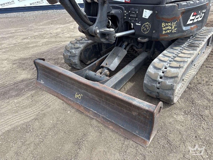 2020-bobcat-e26-image-17