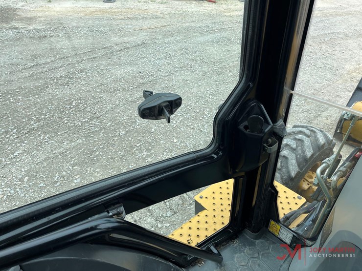 2021-caterpillar-420-xe-image-30