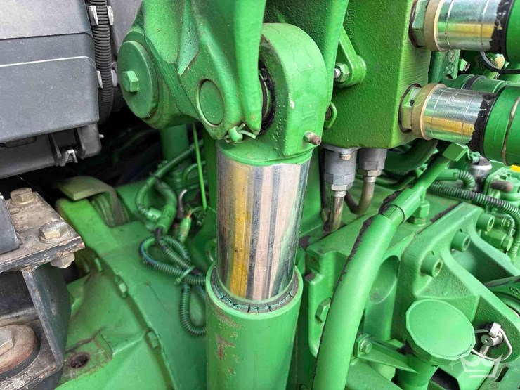 john-deere-7130-image-9