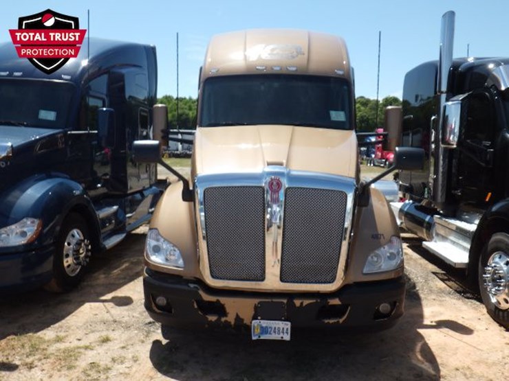2022-kenworth-t680-image-3