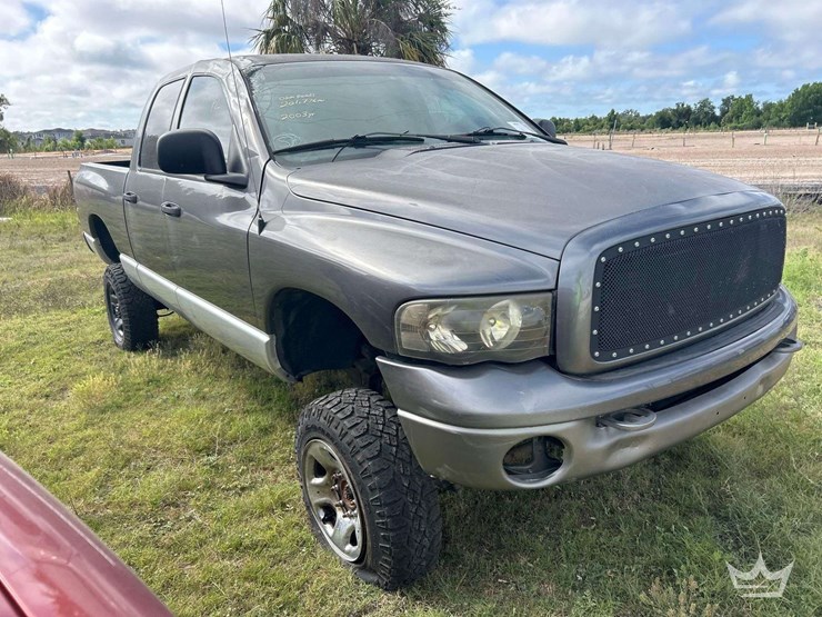 2003-dodge-ram-1500-image-2