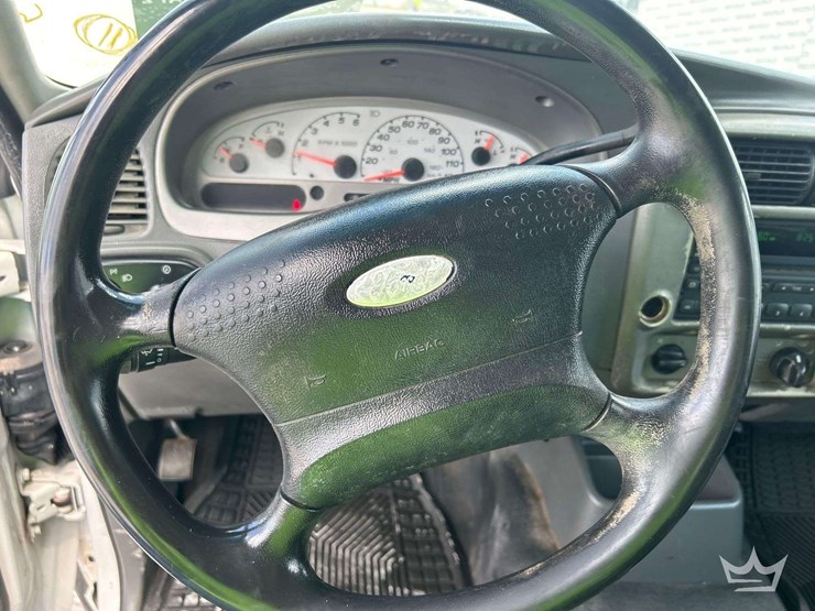 2004-ford-explorer-sport-trac-image-13