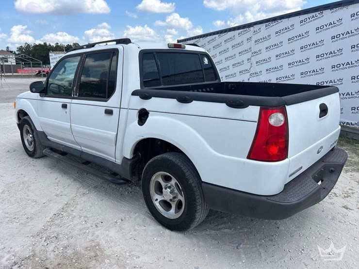 2004-ford-explorer-sport-trac-image-4