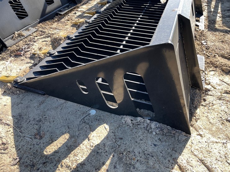 #2343-•-new-wolverine-66"-skid-steer-skelton-rock-screening-bucket-attachment-image-6