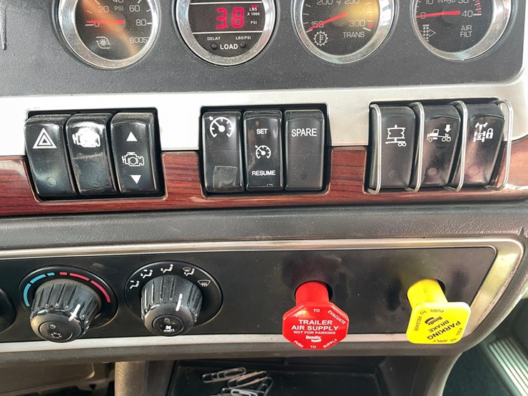 2008-kenworth-t660-image-61