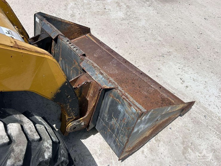 2007-caterpillar-268b-image-11
