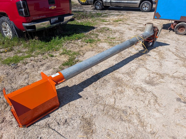 #5481-•-val-metal-grain-auger-image-1