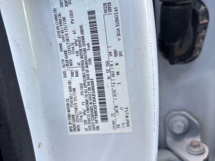 2019-ford-f350-image-9