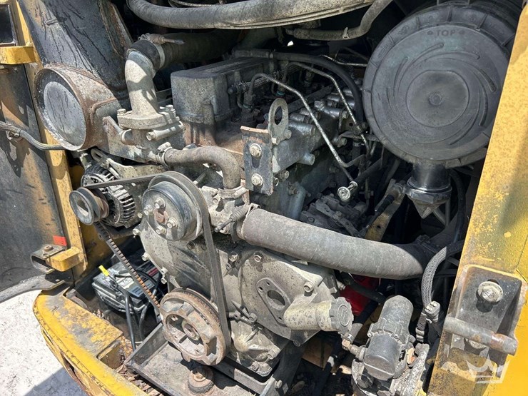 2007-caterpillar-268b-image-6