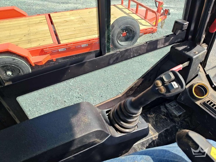 2023-jcb-3ts-8t-image-20