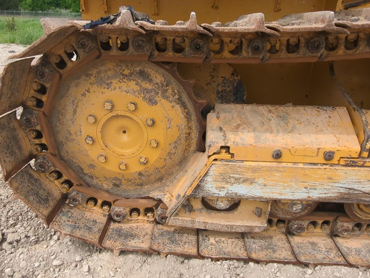 2022-deere-450-lt-image-10
