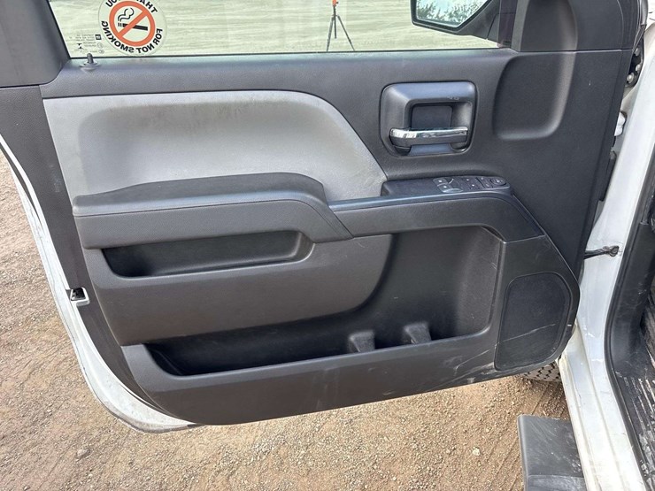 2018-gmc-sierra-2500hd-image-12