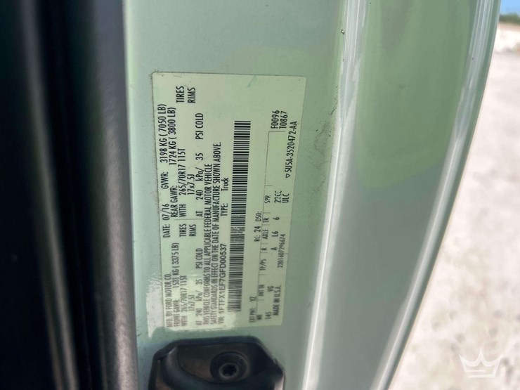 2016-ford-f150-image-5