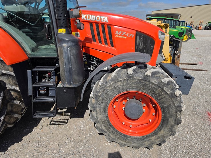 2015-kubota-m7-171-image-4