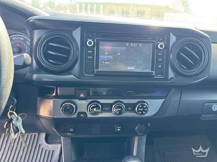 2018-toyota-tacoma-image-15