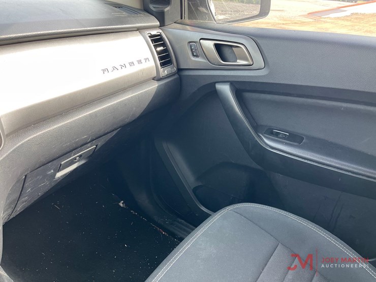2021-ford-ranger-xlt-image-16