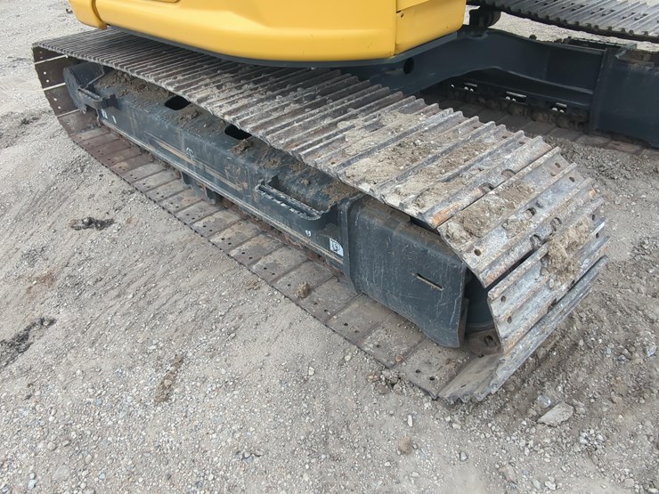 2023-kobelco-sk140sr-lc-7-image-9