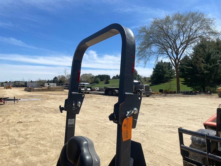 kubota-bx2670-image-64
