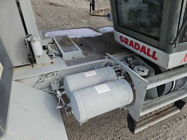 2002-gradall-xl3100-image-12