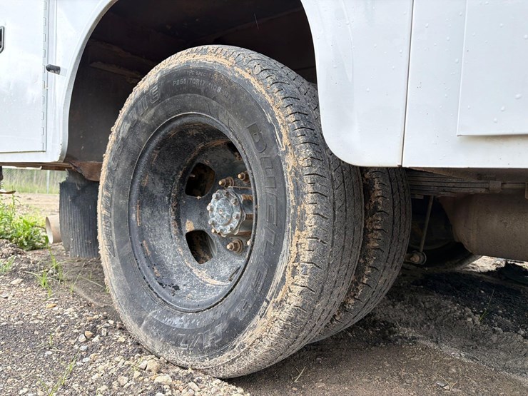2022-dodge-3500-image-16