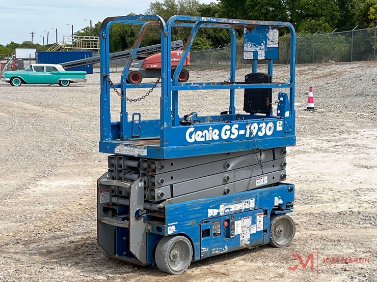 2016-genie-gs1930-image-4