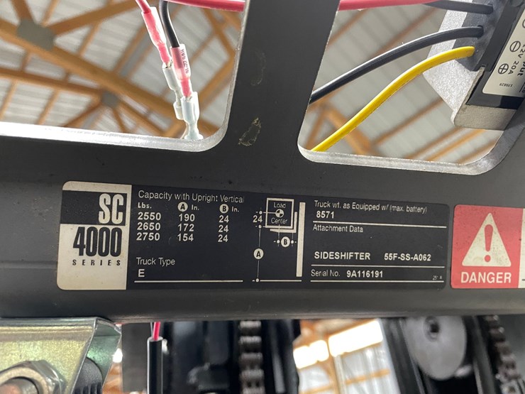 #300-•-crown-3,000lbs.-electric-forklift-image-10