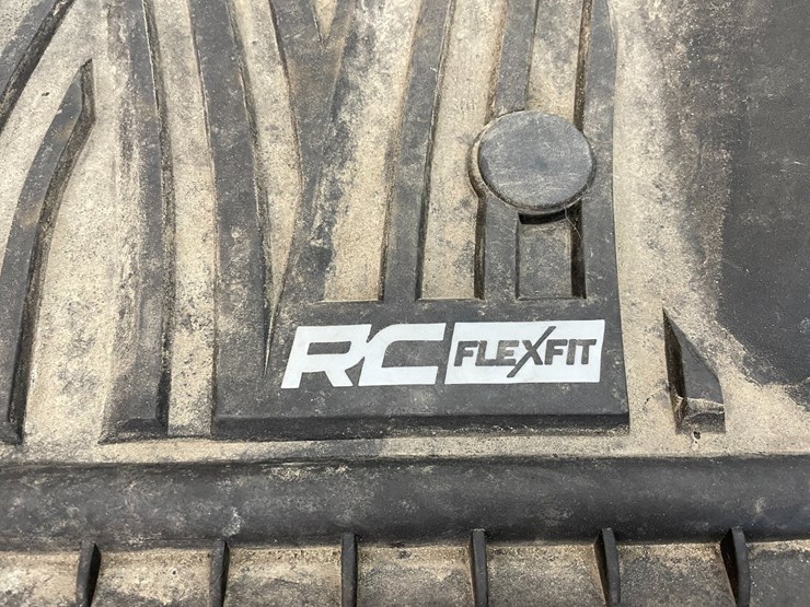 2020-ford-f150-image-21