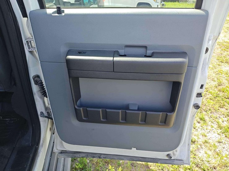 2015-ford-f250-image-28