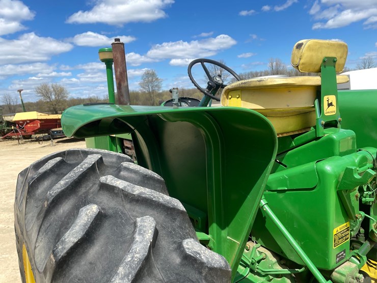 john-deere-2510-image-23