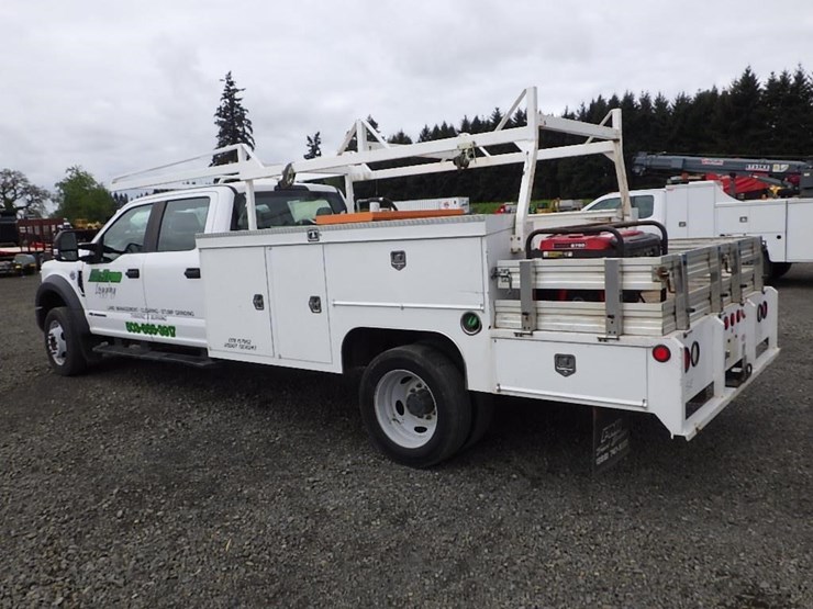 2020-ford-f550-image-7