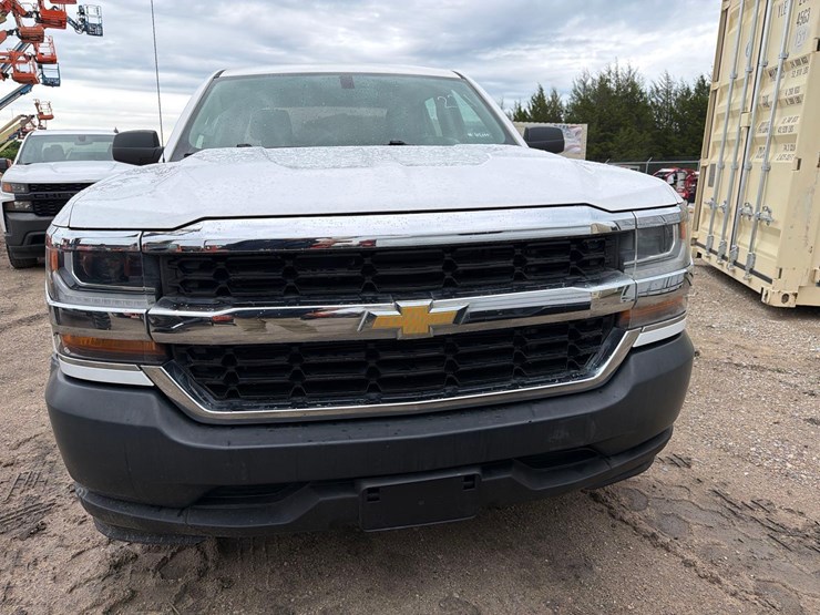 2017-chevrolet-1500-image-7