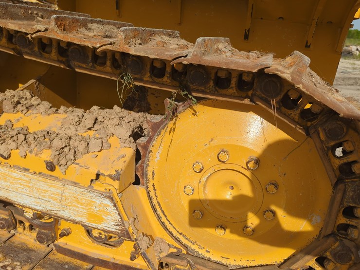 2022-deere-450-lt-image-13
