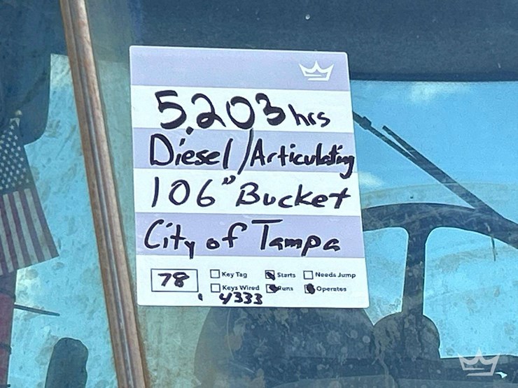 2013-deere-544k-image-25