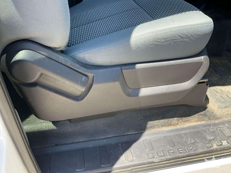 2016-ford-f250-image-24