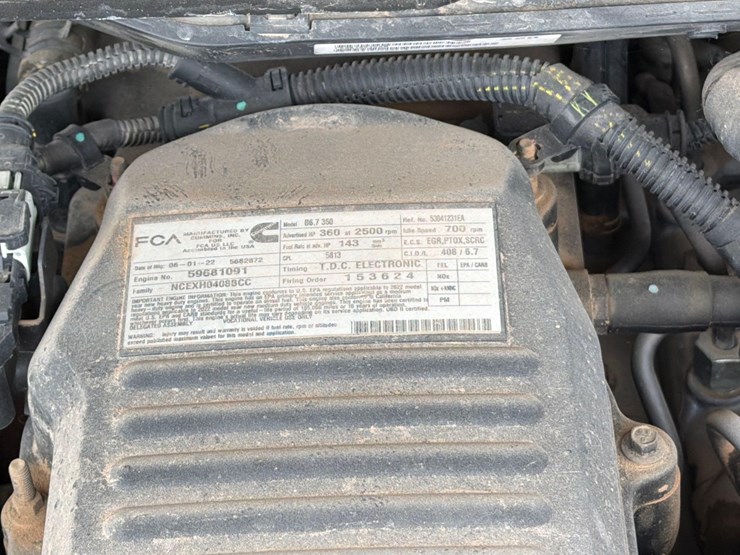 2022-dodge-3500-image-30