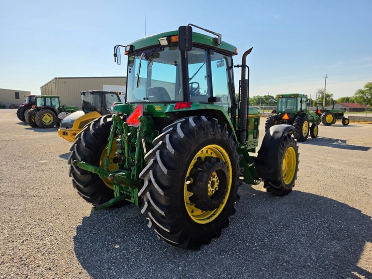 1994-john-deere-7200-image-16