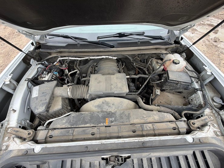 2021-chevrolet-3500hd-image-26