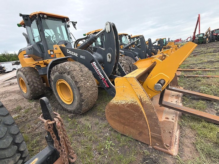 2023-deere-644p-image-2