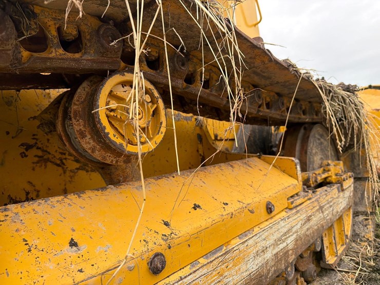 2022-deere-450-lt-image-17