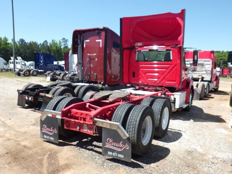 2017-international-prostar-image-7