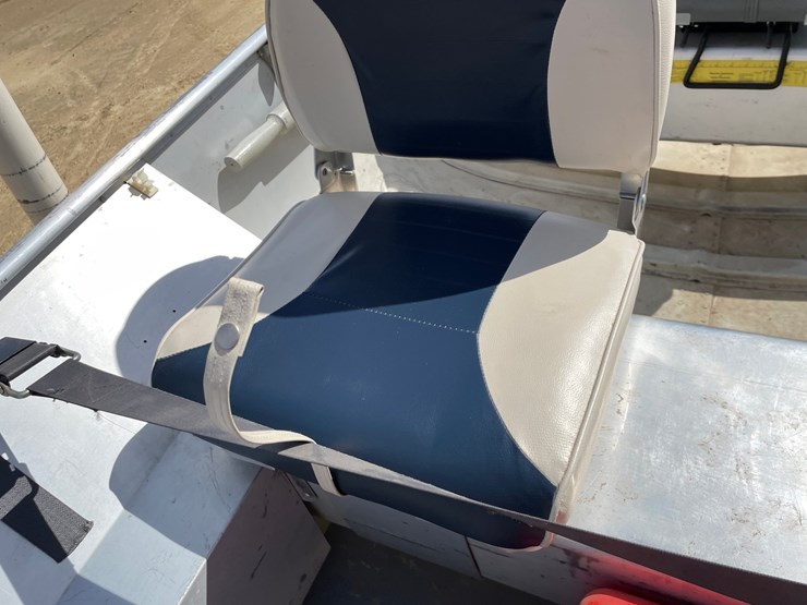 #2002-•-1979-14'-alumicraft-f7-boat-(sells-with-bill-of-sale-only)-image-24