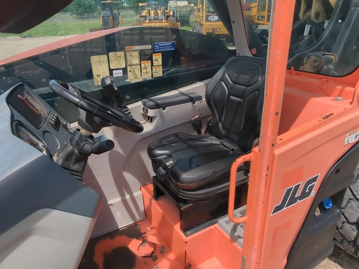 jlg-642-image-9
