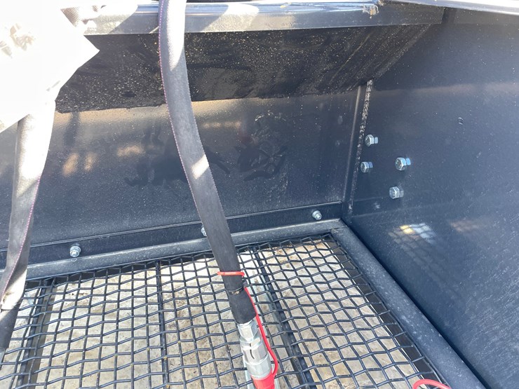 #2340-•-new-wolverine-skid-steer-screening-bucket-attachment-image-13