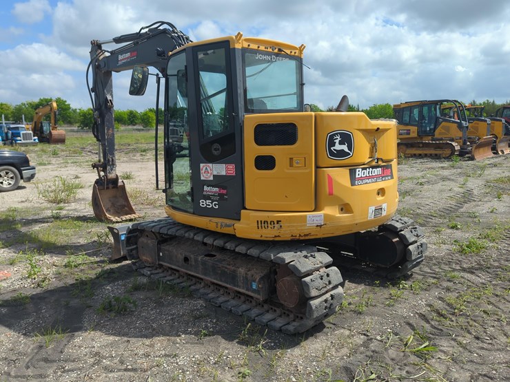 2023-deere-85g-image-5