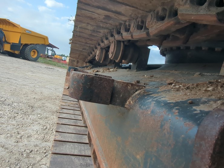 2022-komatsu-pc360-lc-11-image-15