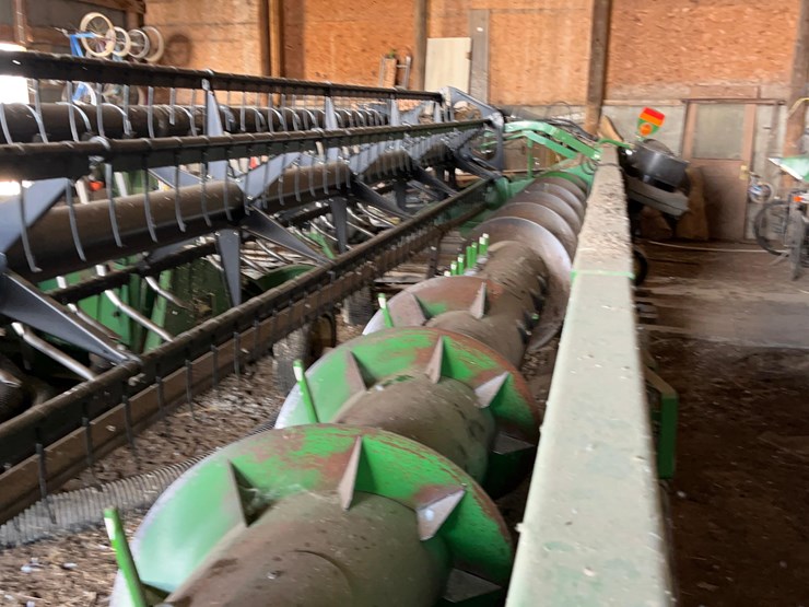 2004-john-deere-630f-image-7